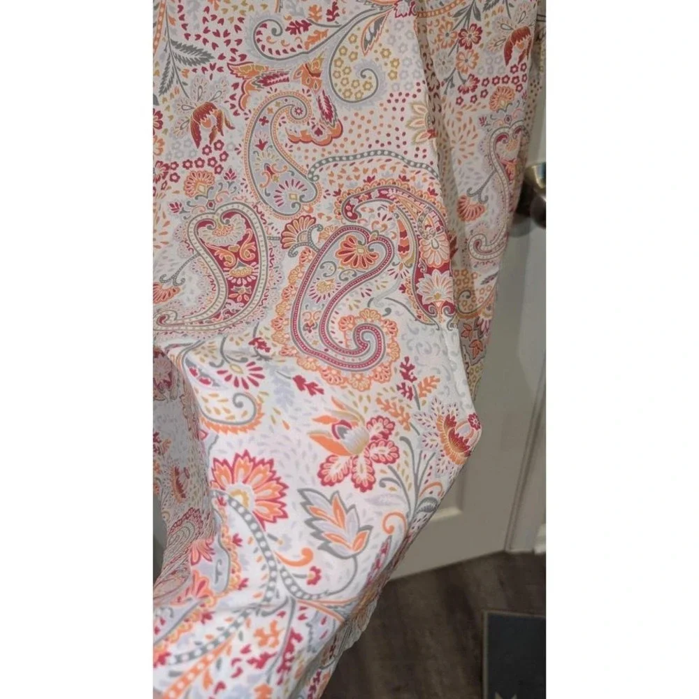 Cynthia Rowley Paisley v-neck blouse size 2X - Picture 5 of 5